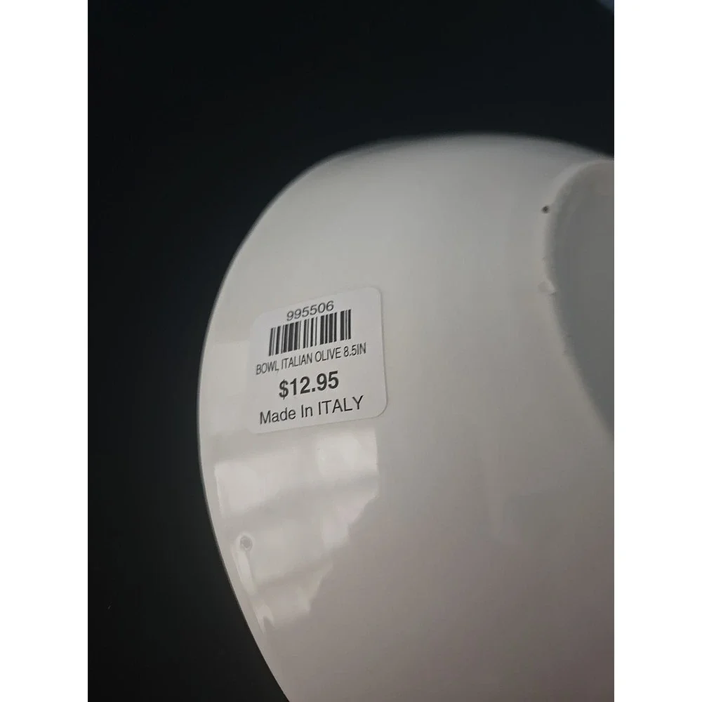 Sur La Table sticker still